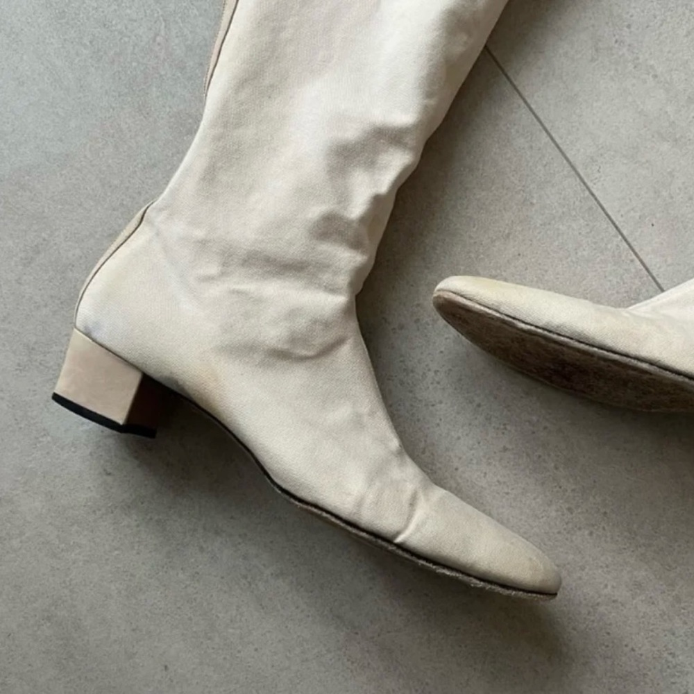 GUCCI RUNWAY CANVAS TAN  Final Sale 
BOOTS 40.5
RARE 
NUMBER OF BOOTS: 12980